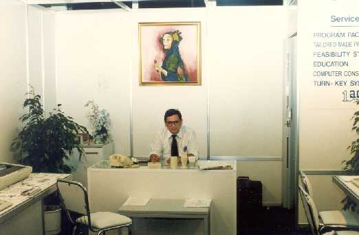 1st official Participation at OFFITEC 1990 with it's own stand